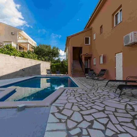 Апартаменты Fuer 6 Personen Ca 80 Qm In Novi Vinodolski, Kvarner Bucht Crikvenica Und Umgebung